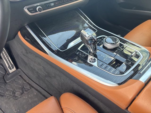 Thumbnail: 2022 BMW X7 - 22