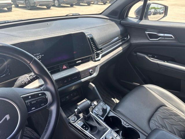 Thumbnail: 2023 Kia Sportage - 8
