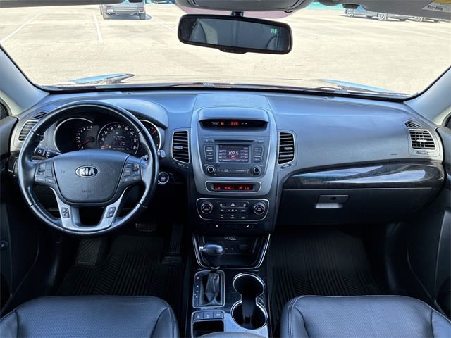 Thumbnail: 2015 Kia Sorento - 10