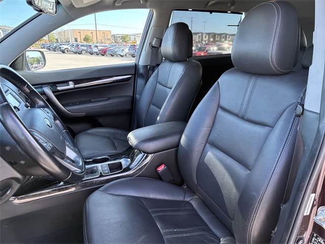 Thumbnail: 2015 Kia Sorento - 11