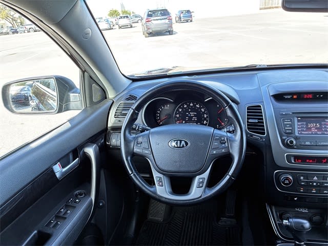 Thumbnail: 2015 Kia Sorento - 14