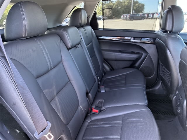 Thumbnail: 2015 Kia Sorento - 29