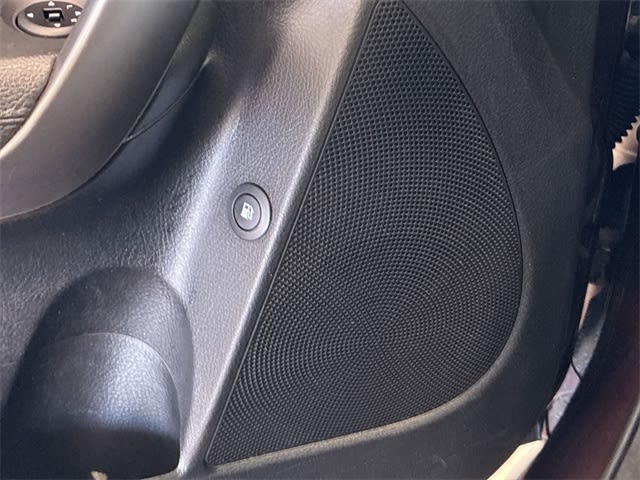 Thumbnail: 2015 Kia Sorento - 34