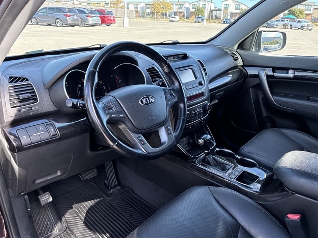 Thumbnail: 2015 Kia Sorento - 2