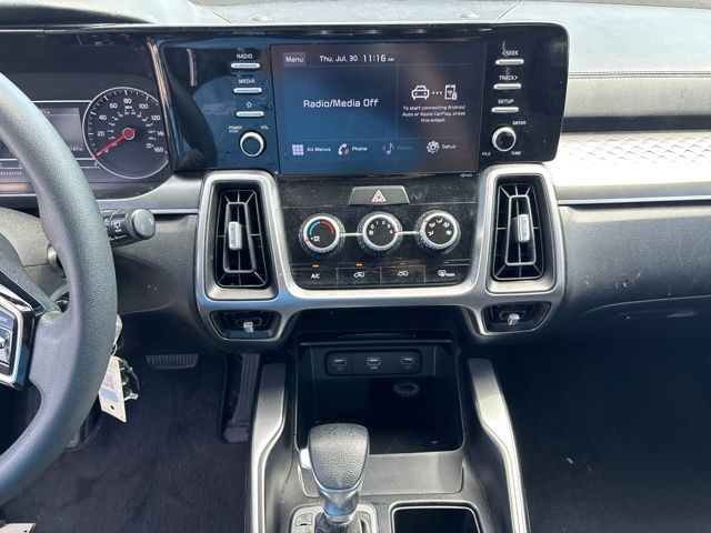 Thumbnail: 2021 Kia Sorento - 12