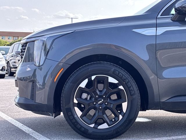Thumbnail: 2024 Kia Sorento - 8