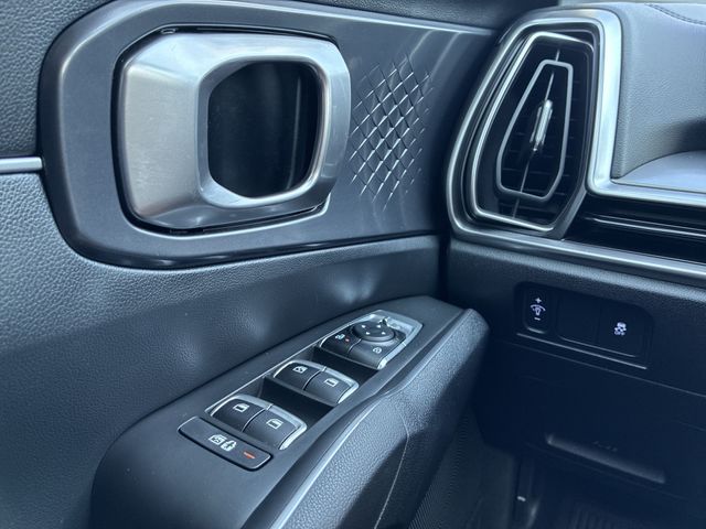 Thumbnail: 2024 Kia Sorento - 38