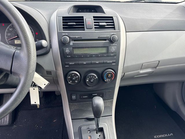 Thumbnail: 2012 Toyota Corolla - 11