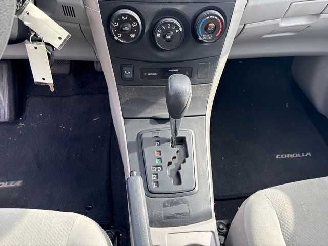 Thumbnail: 2012 Toyota Corolla - 13
