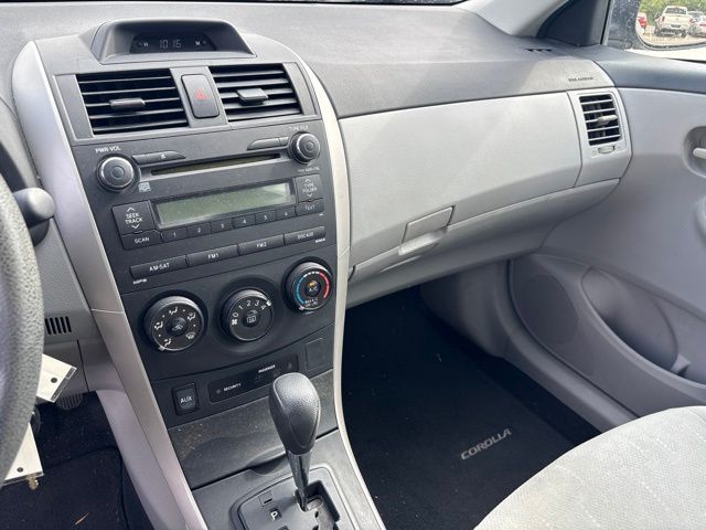 Thumbnail: 2012 Toyota Corolla - 12