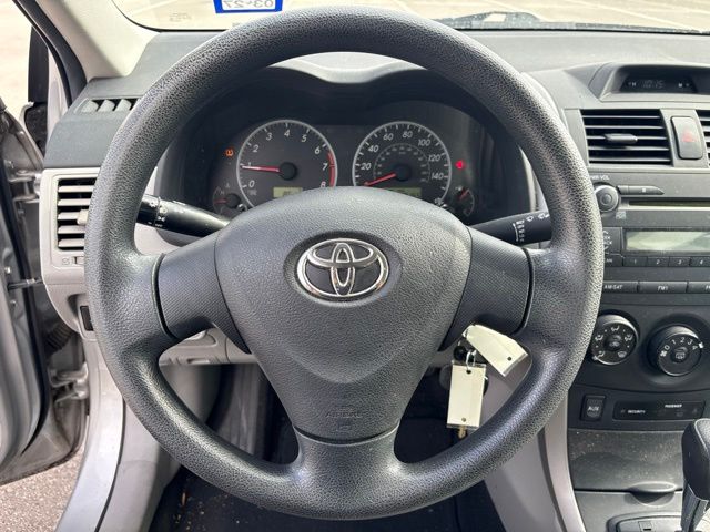 Thumbnail: 2012 Toyota Corolla - 7