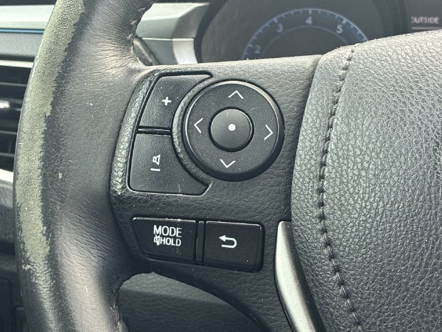 Thumbnail: 2015 Toyota Corolla - 32