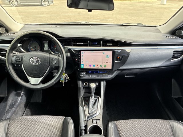 Thumbnail: 2015 Toyota Corolla - 10