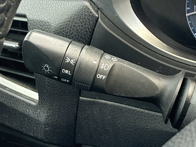 Thumbnail: 2015 Toyota Corolla - 35