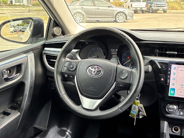 Thumbnail: 2015 Toyota Corolla - 14