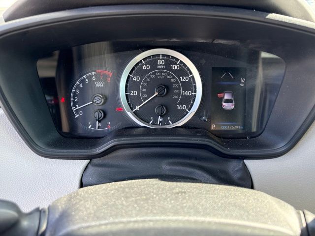 Thumbnail: 2021 Toyota Corolla - 14