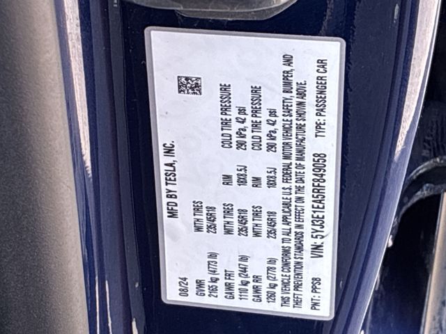 Thumbnail: 2024 Tesla Model 3 - 39