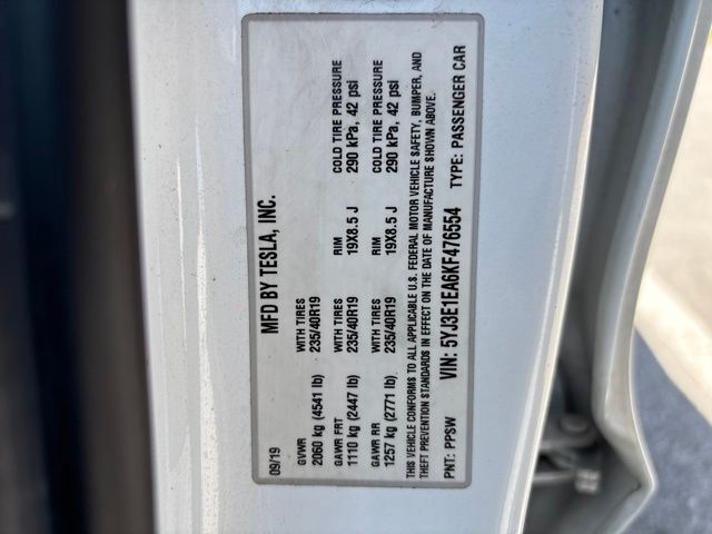 Thumbnail: 2019 Tesla Model 3 - 24