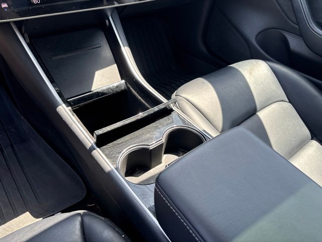 Thumbnail: 2019 Tesla Model 3 - 23