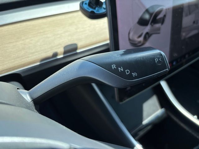 Thumbnail: 2019 Tesla Model 3 - 22
