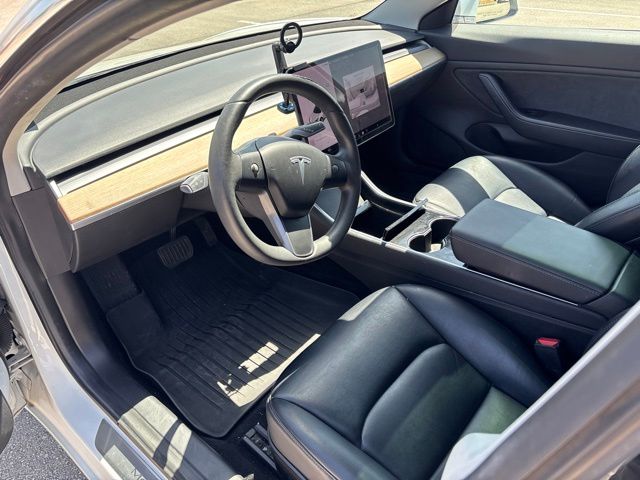 Thumbnail: 2019 Tesla Model 3 - 2