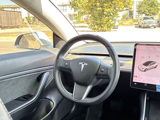 Thumbnail: 2019 Tesla Model 3 - 13