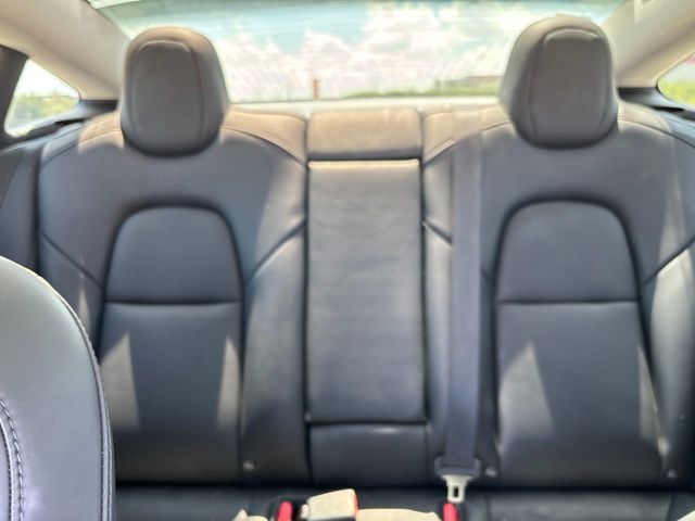 Thumbnail: 2019 Tesla Model 3 - 10