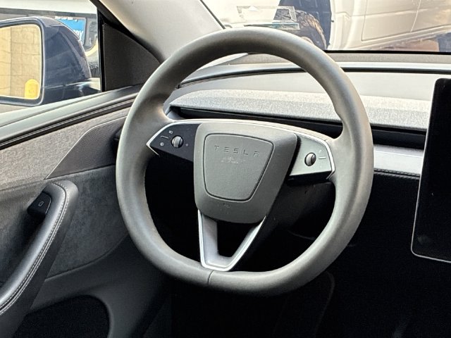 Thumbnail: 2026 Tesla Model Y - 13