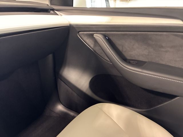 Thumbnail: 2024 Tesla Model Y - 35