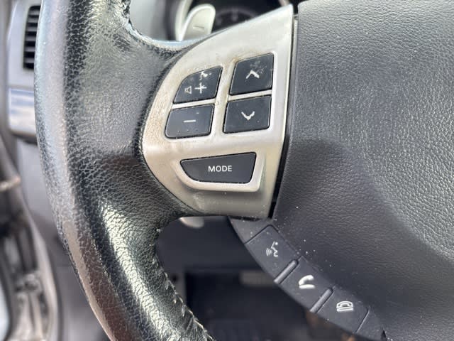 Thumbnail: 2014 Mitsubishi Lancer - 19