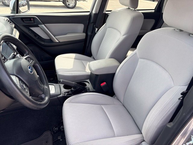 Thumbnail: 2016 Subaru Forester - 9