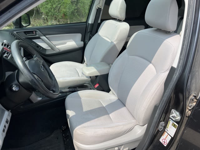 2015 Subaru Forester Premium 8