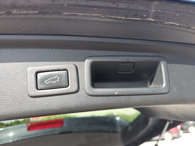 Thumbnail: 2018 Subaru Forester - 24