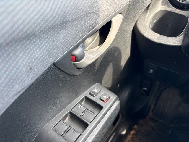 Thumbnail: 2013 Honda Fit - 23