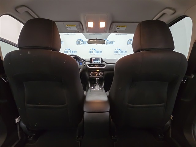 2016 Mazda Mazda6 i Sport 29