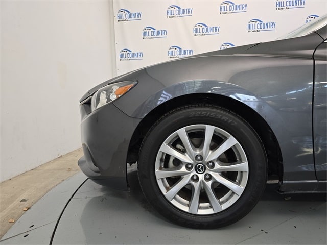 2016 Mazda Mazda6 i Sport 8