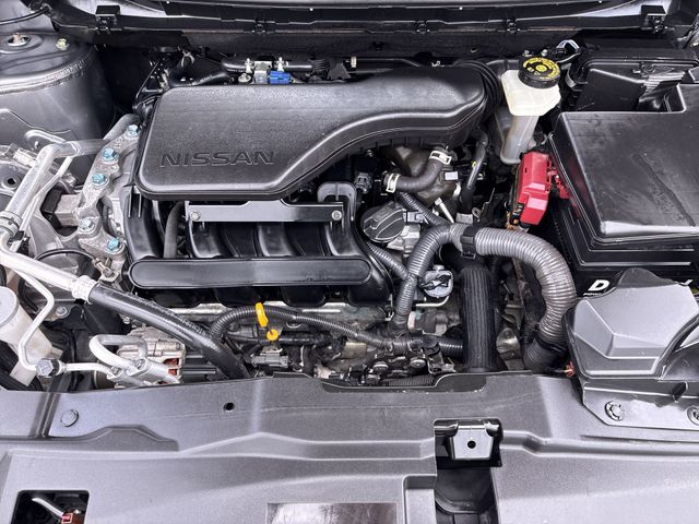 Thumbnail: 2021 Nissan Rogue Sport - 8