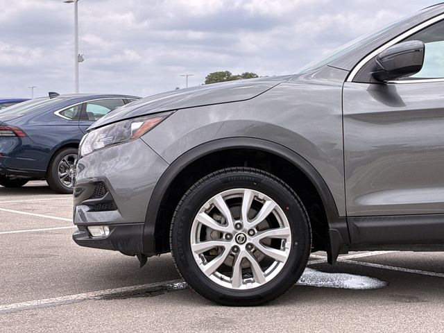 Thumbnail: 2021 Nissan Rogue Sport - 7