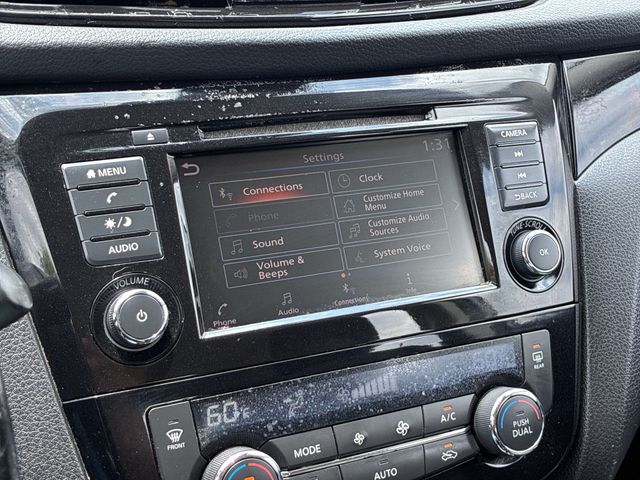 Thumbnail: 2021 Nissan Rogue Sport - 15