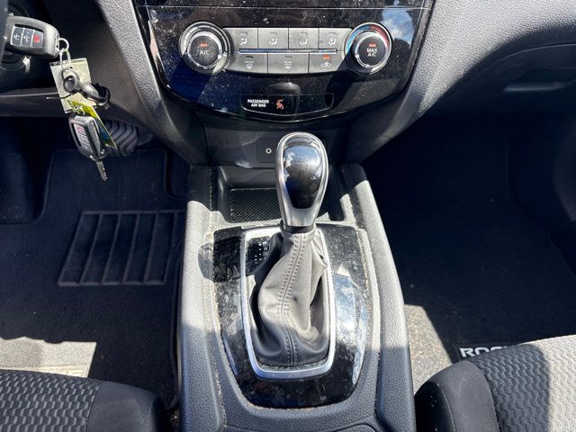 Thumbnail: 2019 Nissan Rogue Sport - 23