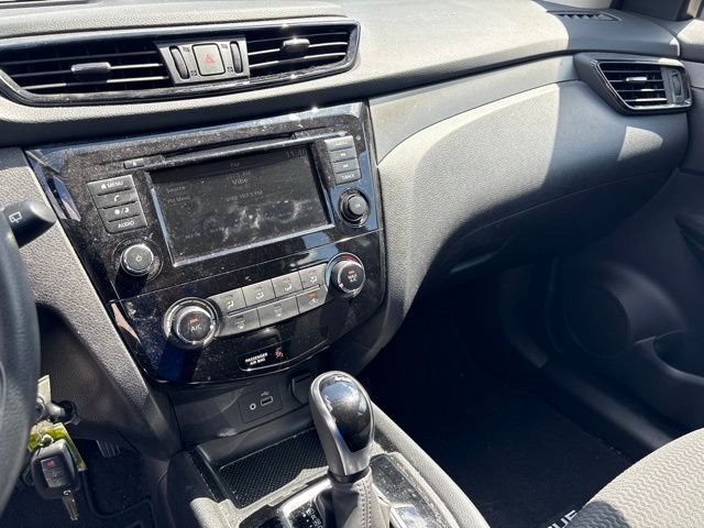 Thumbnail: 2019 Nissan Rogue Sport - 24