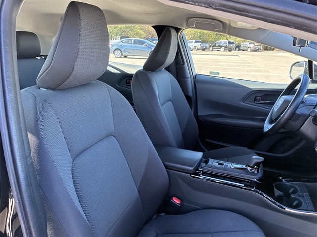 Thumbnail: 2024 Toyota Prius - 12