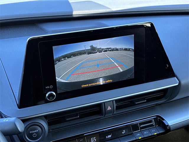 Thumbnail: 2024 Toyota Prius - 33