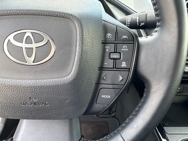 Thumbnail: 2025 Toyota Prius - 21