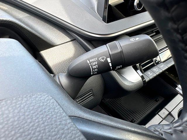 Thumbnail: 2025 Toyota Prius - 7