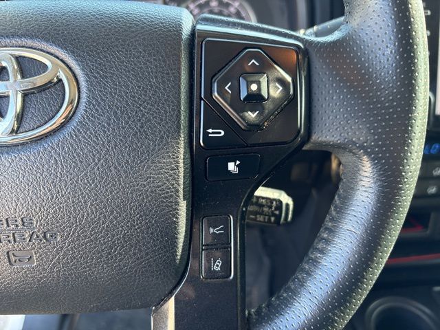 Thumbnail: 2020 Toyota 4Runner - 23