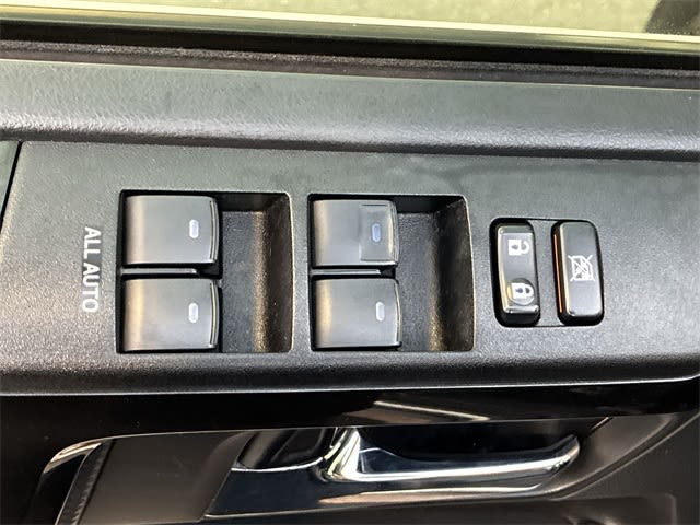 Thumbnail: 2019 Toyota 4Runner - 40