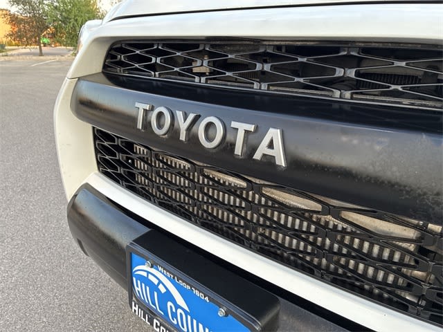 Thumbnail: 2019 Toyota 4Runner - 6