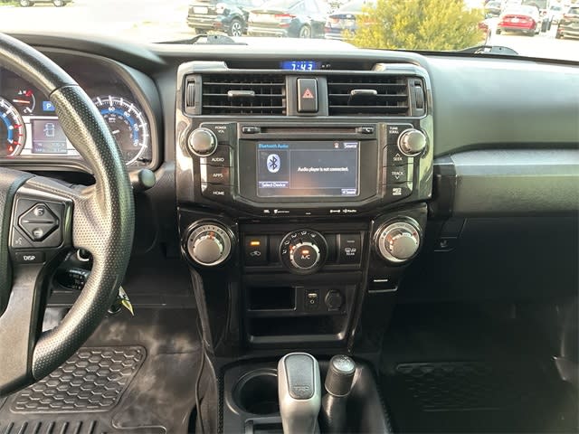 Thumbnail: 2019 Toyota 4Runner - 14