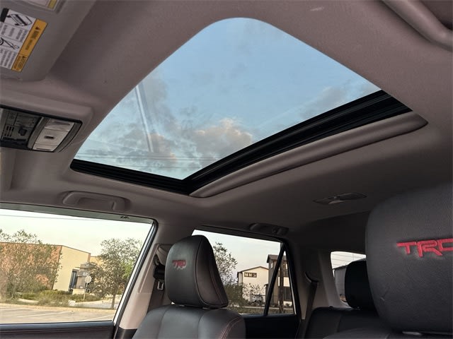 Thumbnail: 2019 Toyota 4Runner - 27